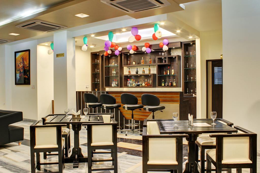Hotel Nawalgarh Plaza Exterior photo