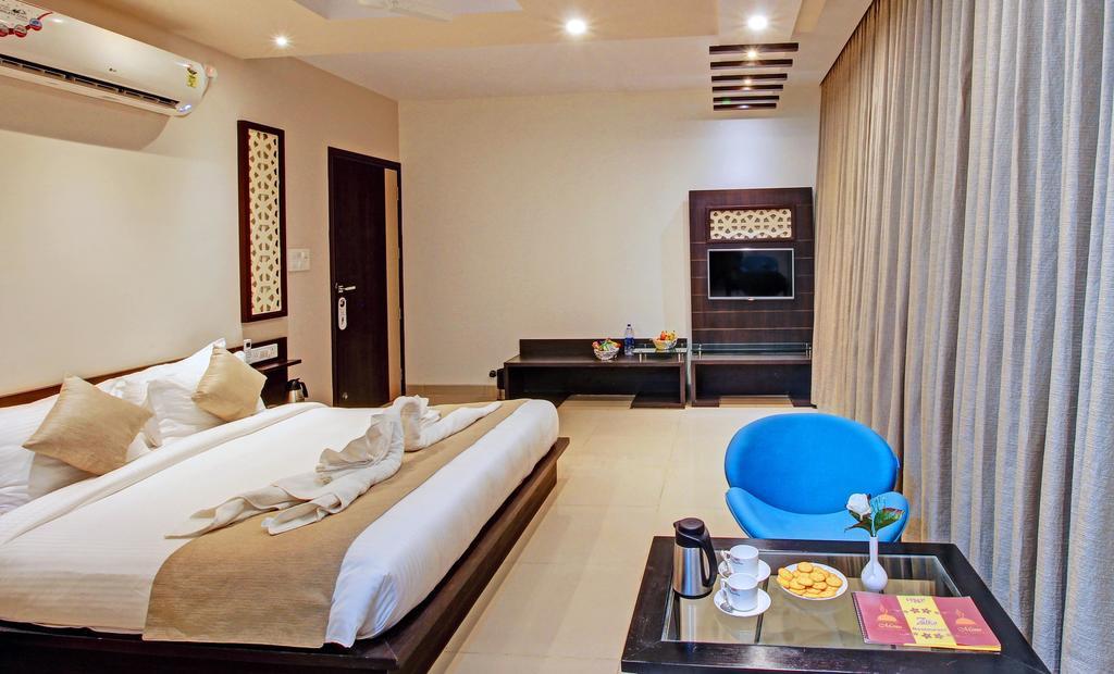 Hotel Nawalgarh Plaza Room photo