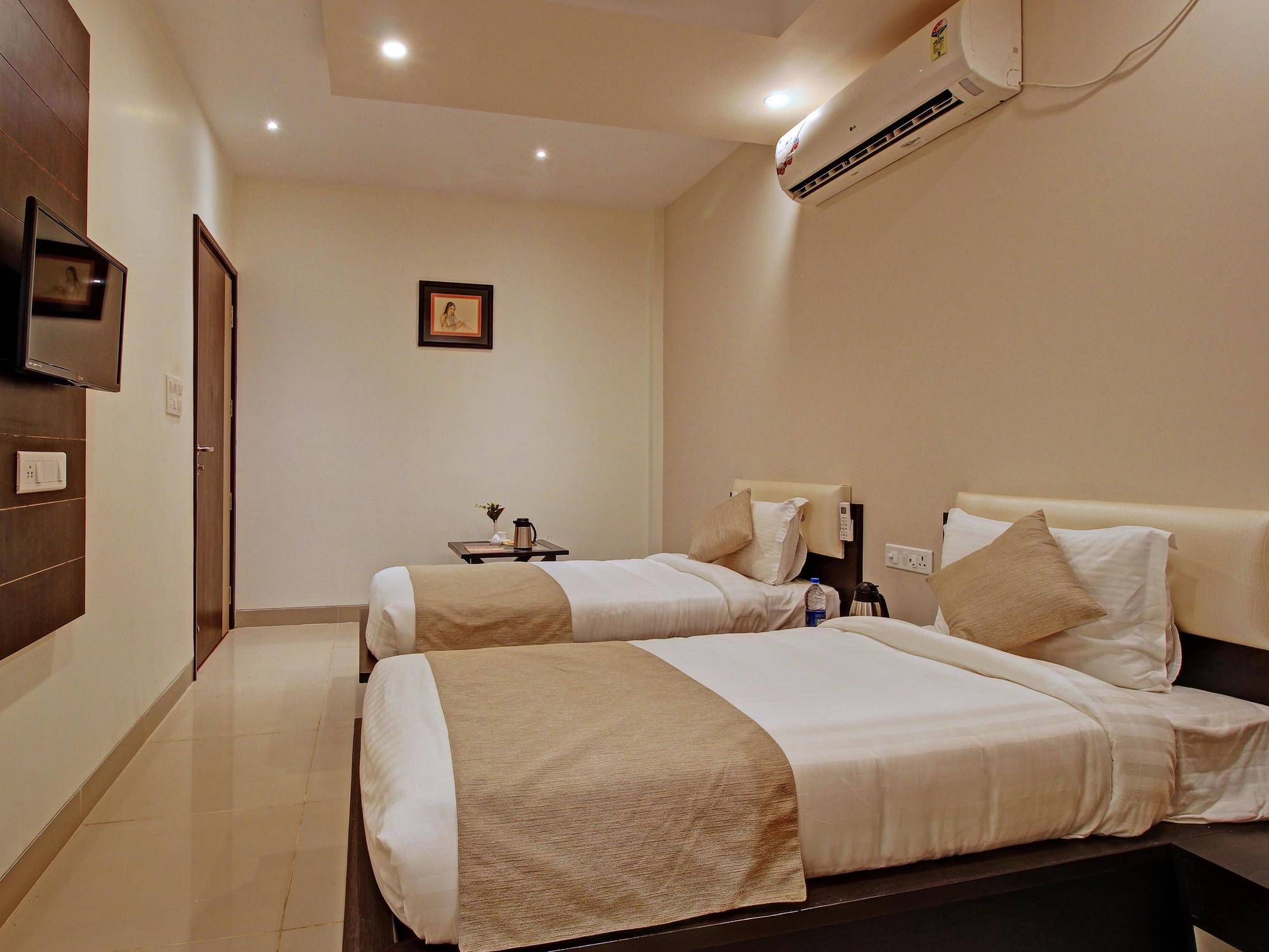 Hotel Nawalgarh Plaza Exterior photo